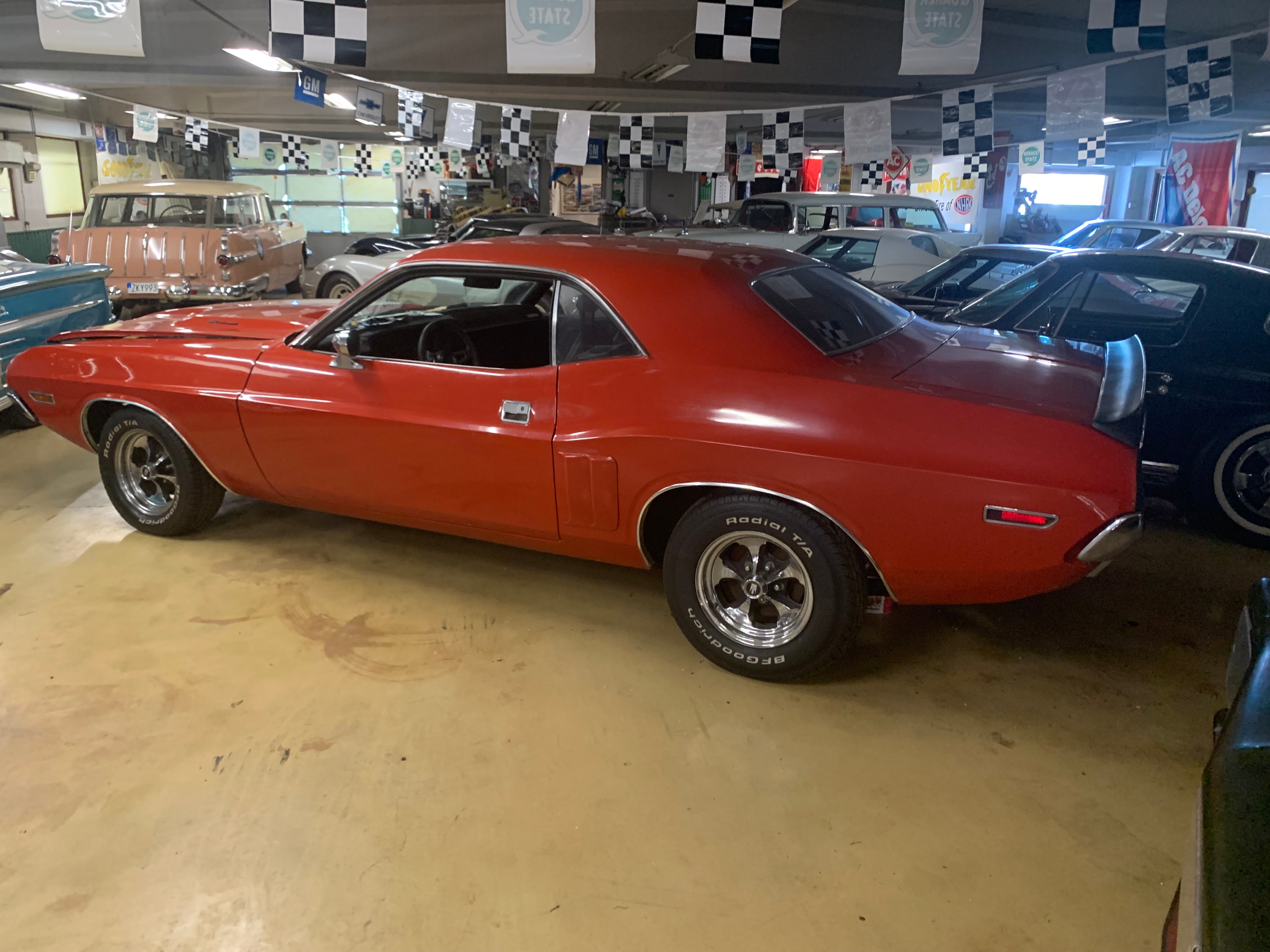Dodge Challenger