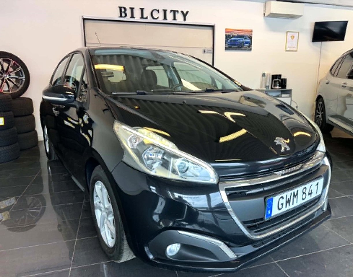 Peugeot 208 5-dörrar 1.2 PureTech 2015, bild 2/10