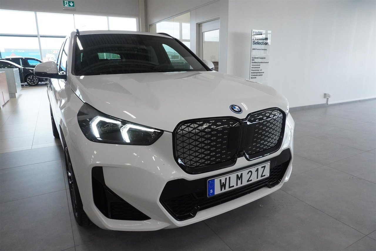 BMW iX1 xDrive30 M Sport Pro 2026, bild 5/10