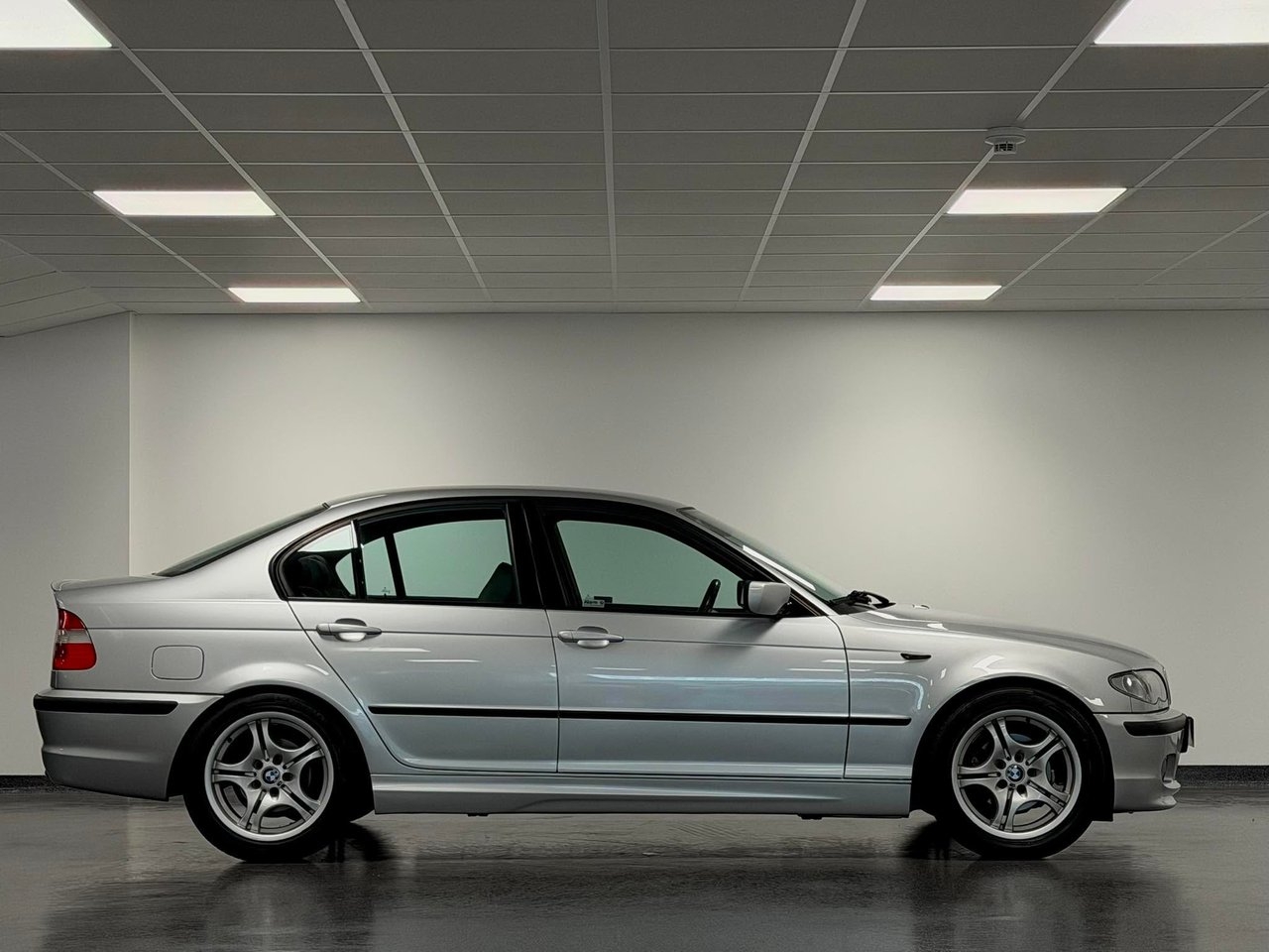 BMW 320 2004, bild 3/10