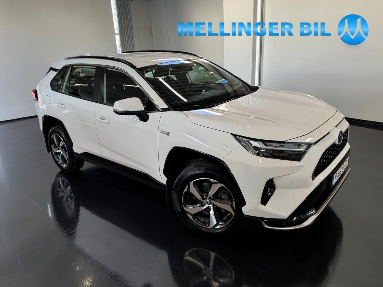 Toyota RAV4 Plug-In 2023, kuva 2/10