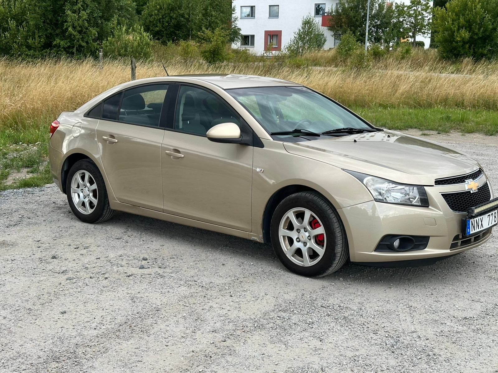 Chevrolet Cruze 2.0 TD VCDi Manuell 2010, bild 3/9