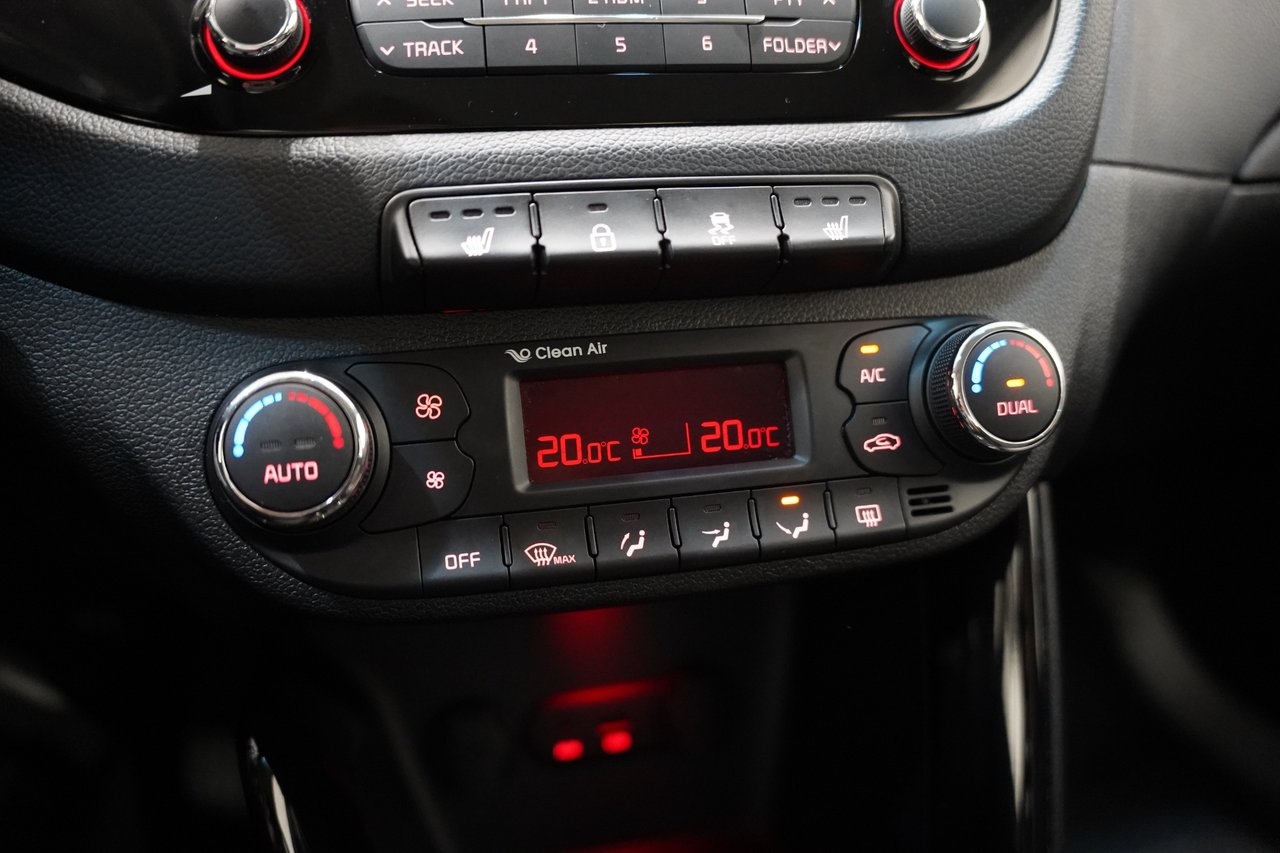 Kia Ceed 2014, kuva 6/10