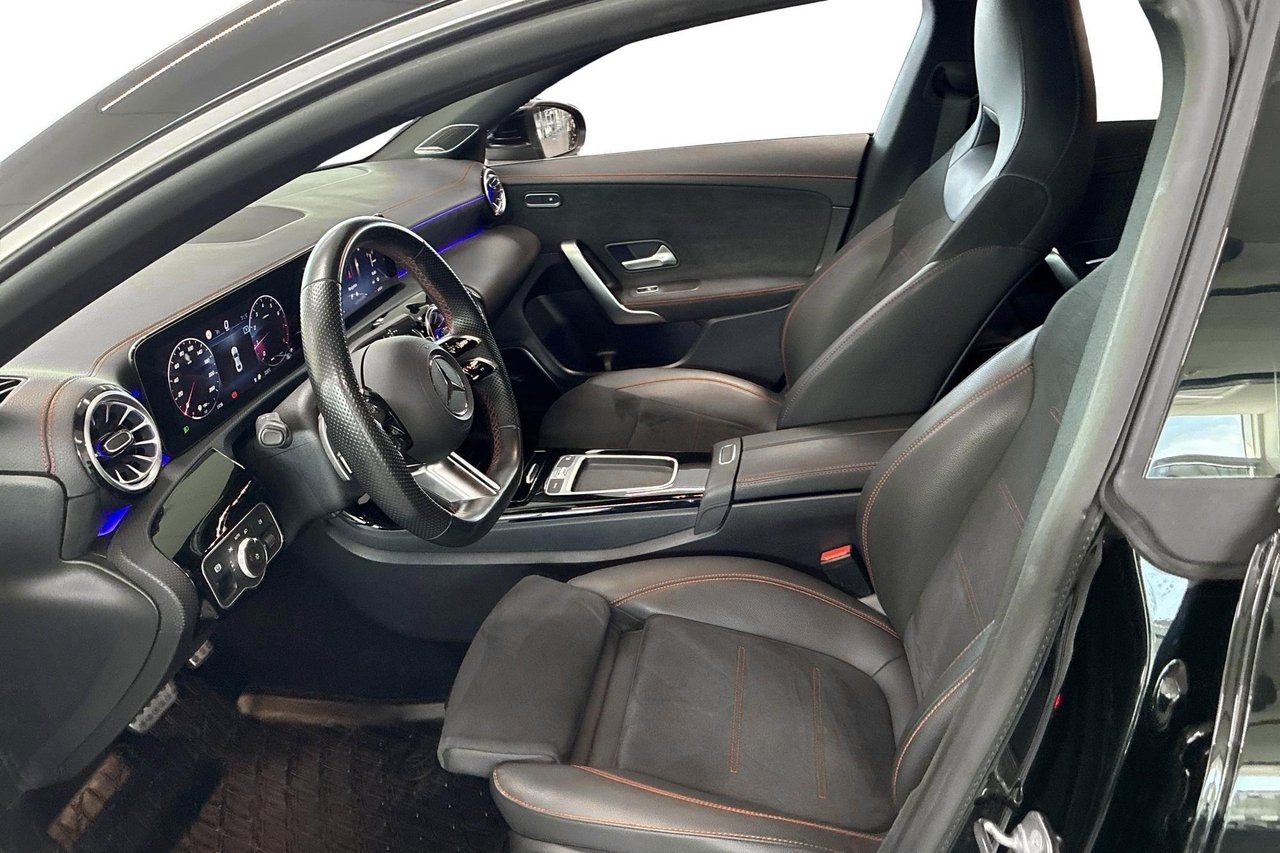 Mercedes-Benz CLA 200 Coupe AMG 2024, bild 7/21