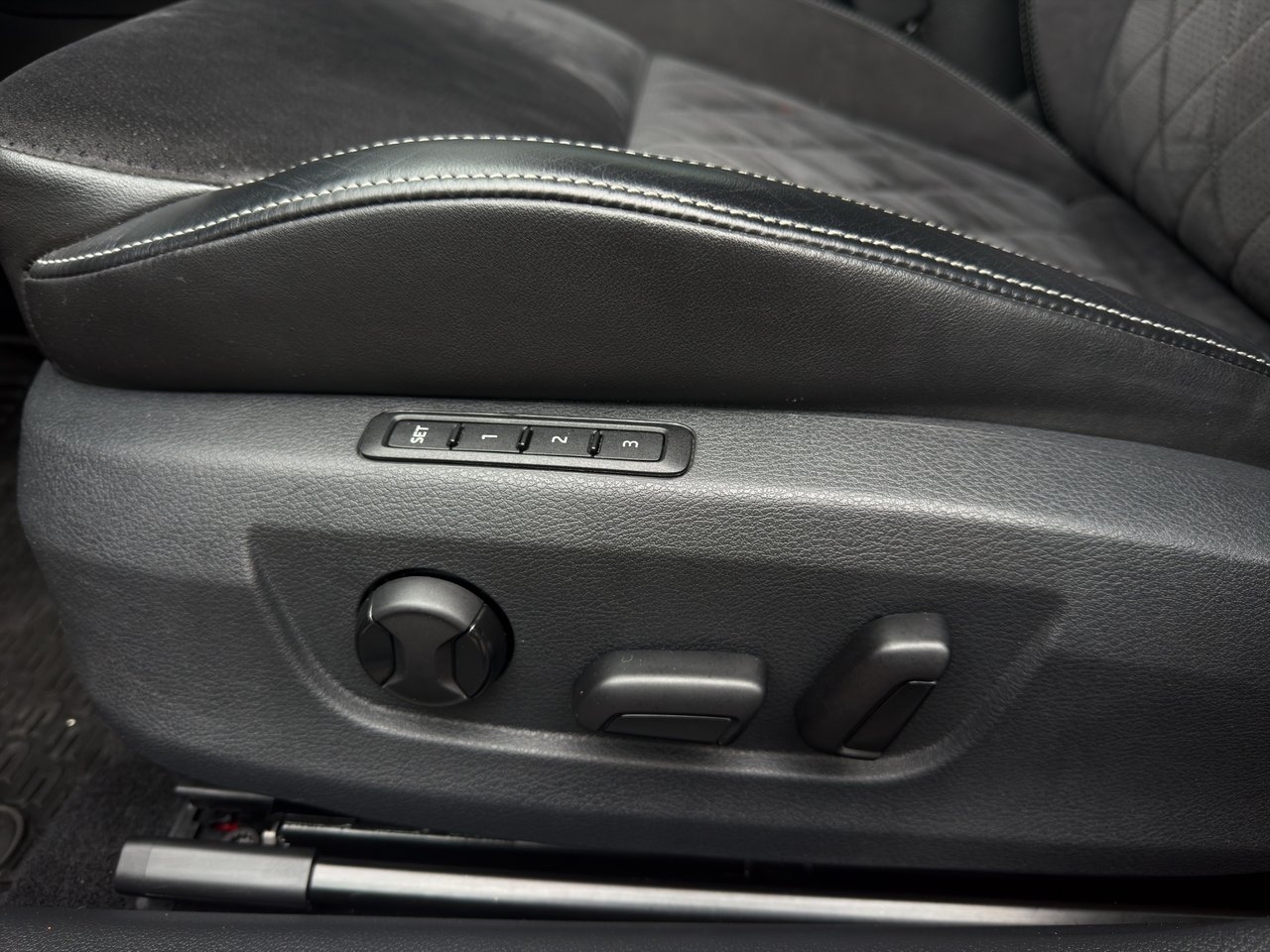 Skoda Superb 2018, bild 7/10