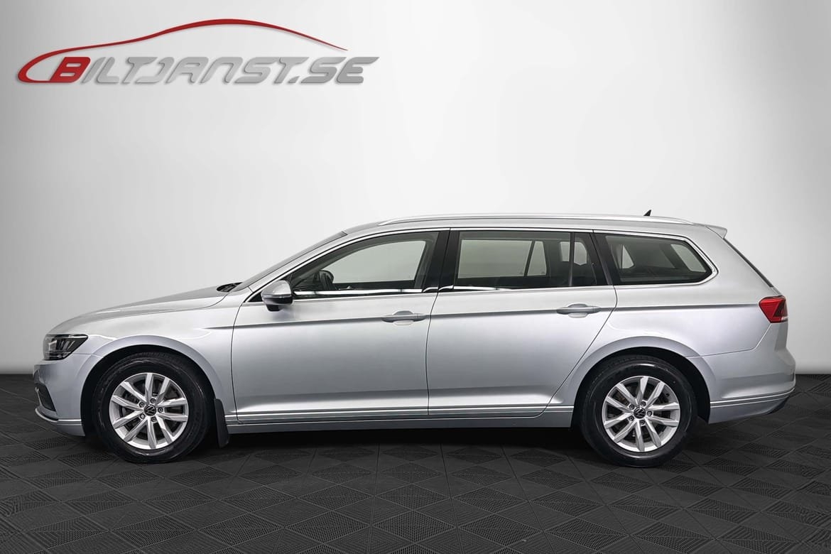 Volkswagen Passat 2023, bild 2/10