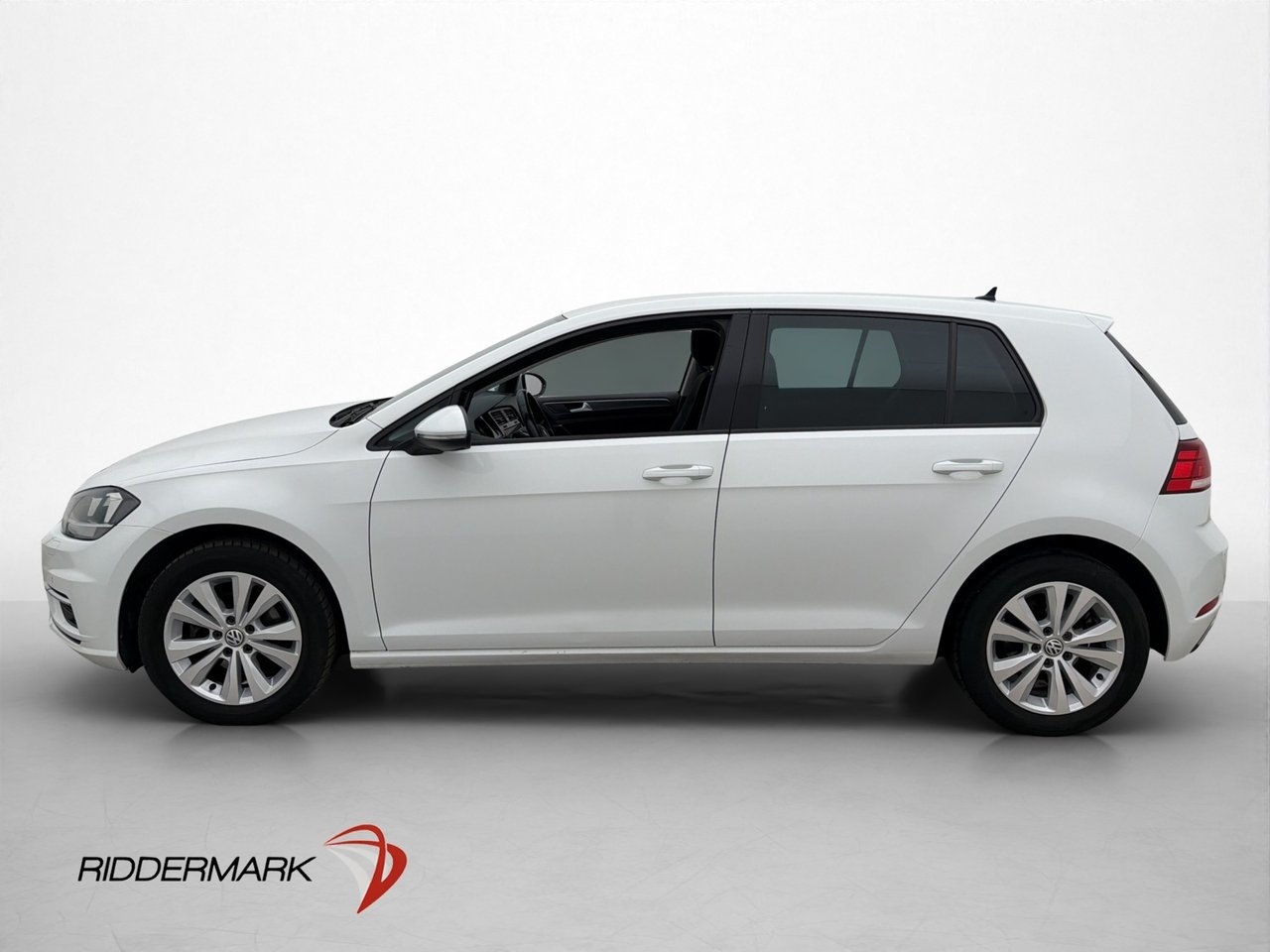 Volkswagen Golf 1.0 TSI 110hk 2018, bild 4/27