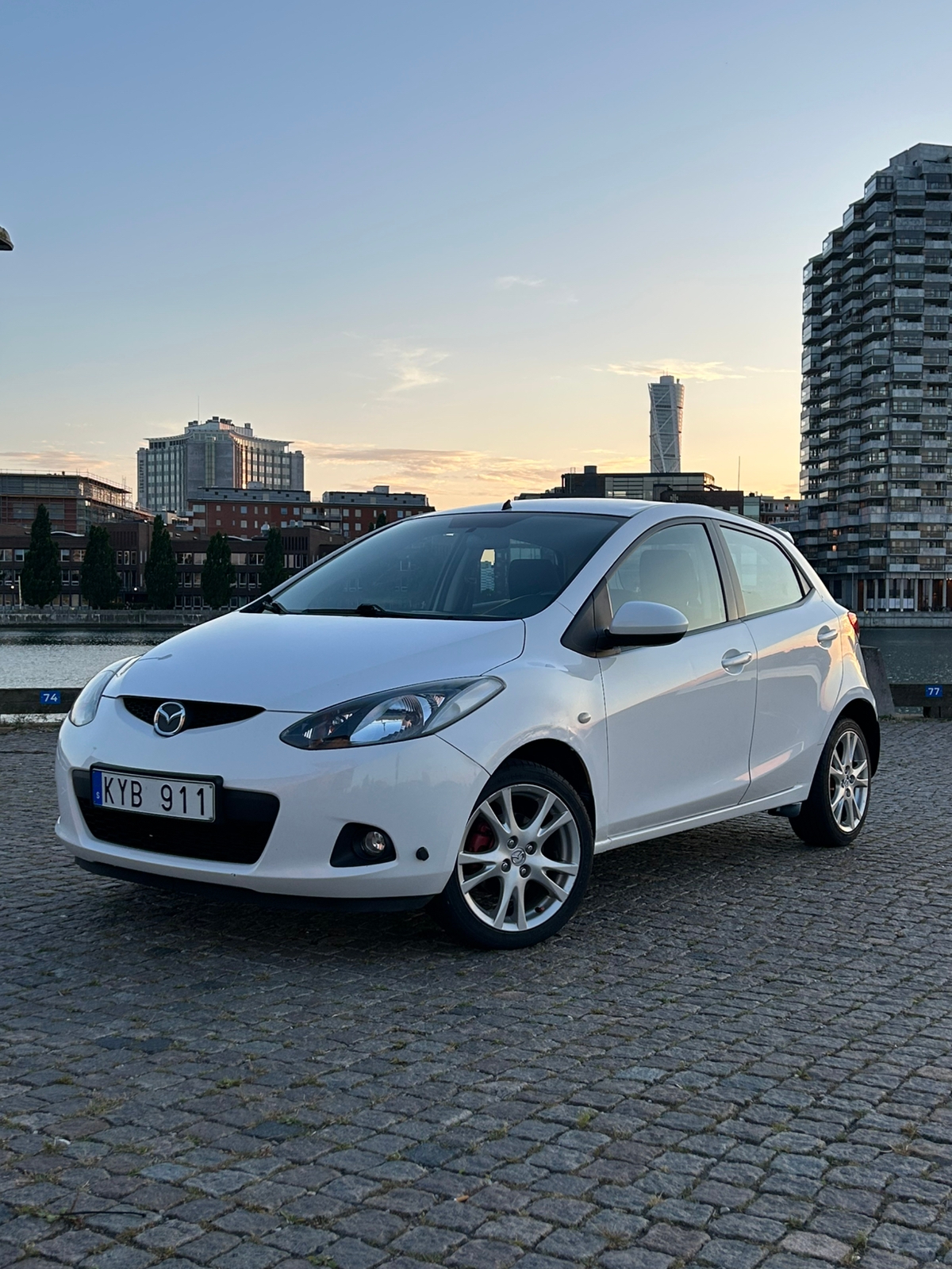 Mazda 2