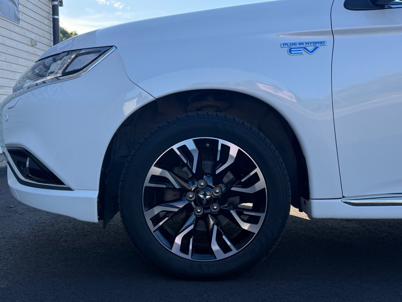 Mitsubishi Outlander PHEV CVT Business 2016, bild 7/10