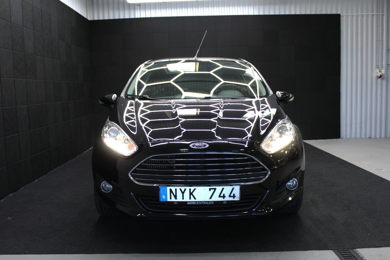 Ford Fiesta 2014, bild 2/10
