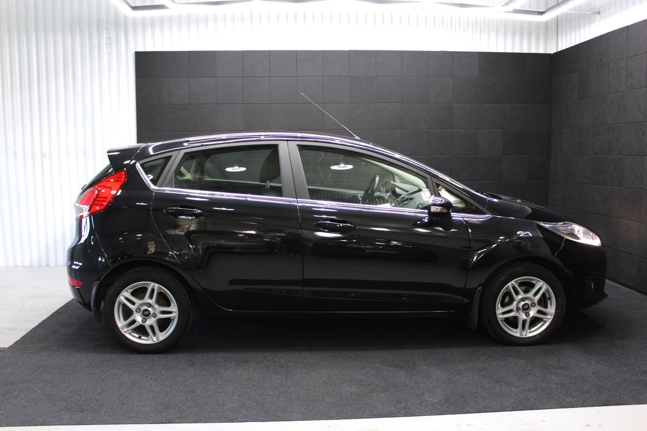 Ford Fiesta 2014, bild 7/10