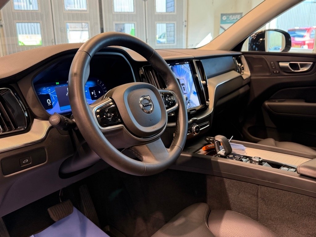 Volvo XC60 2024, bild 7/10