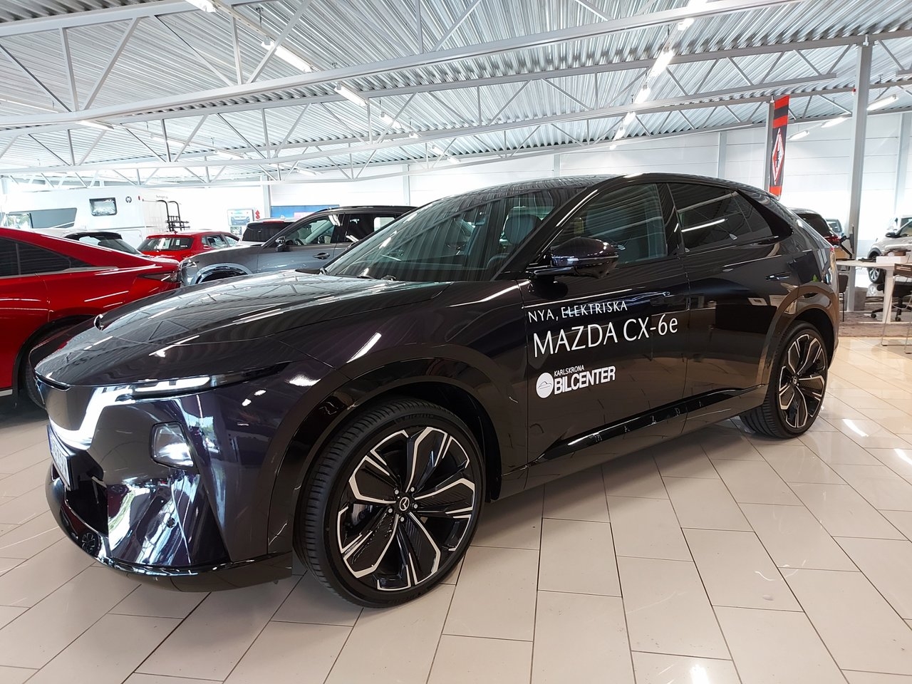 Mazda CX-6e Takumi 78 kWh 21" Fälg 2026, bild 3/10