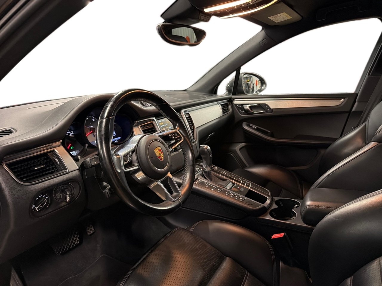 Porsche Macan 2016, photo 7/10