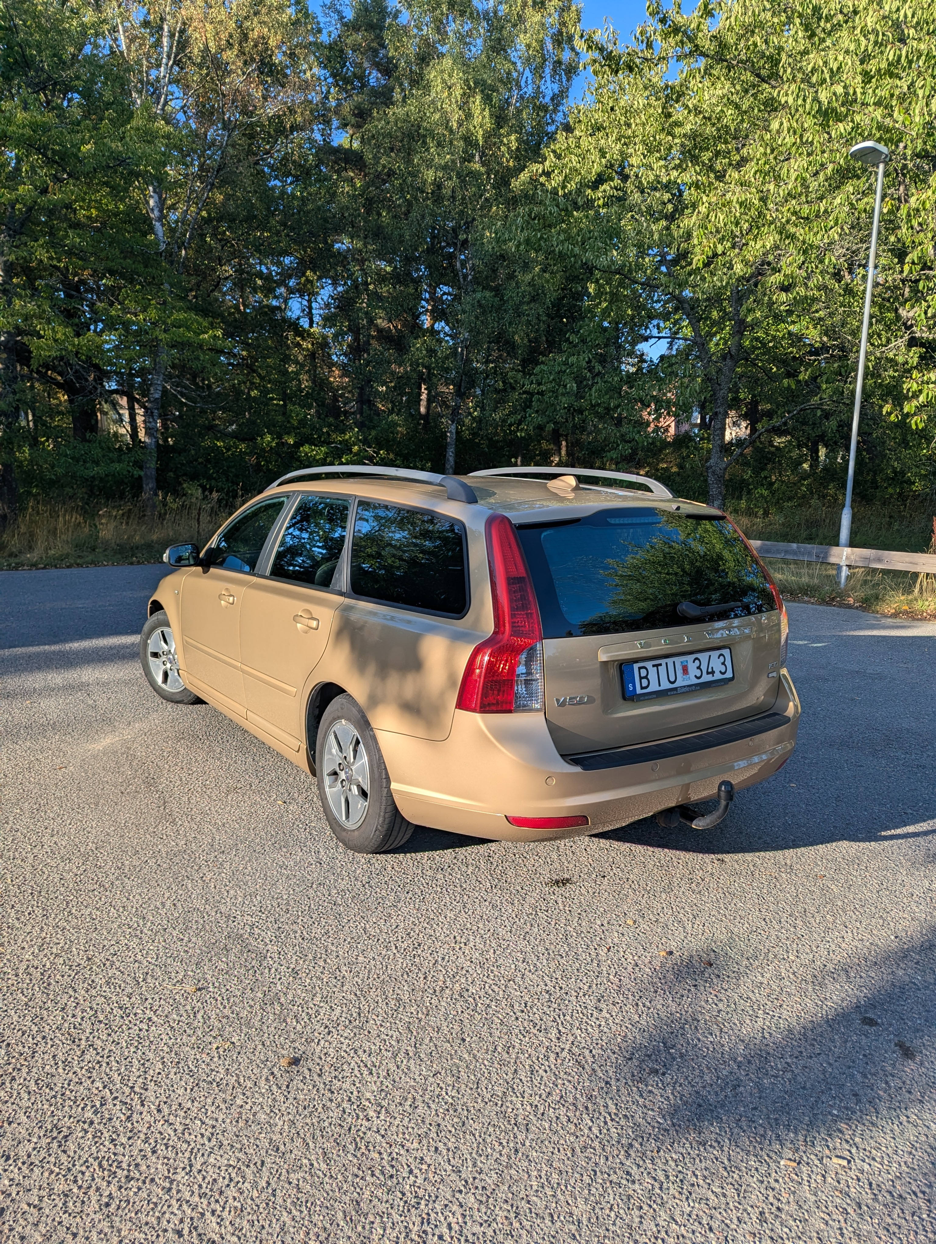 Volvo V50 1.6 D Manuell 2009, bild 2/9
