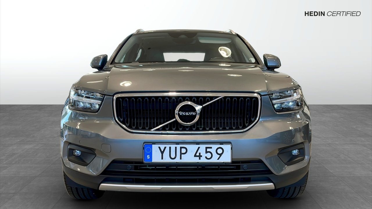 Volvo XC40 Momentum Advanced D3 2019, bild 2/10