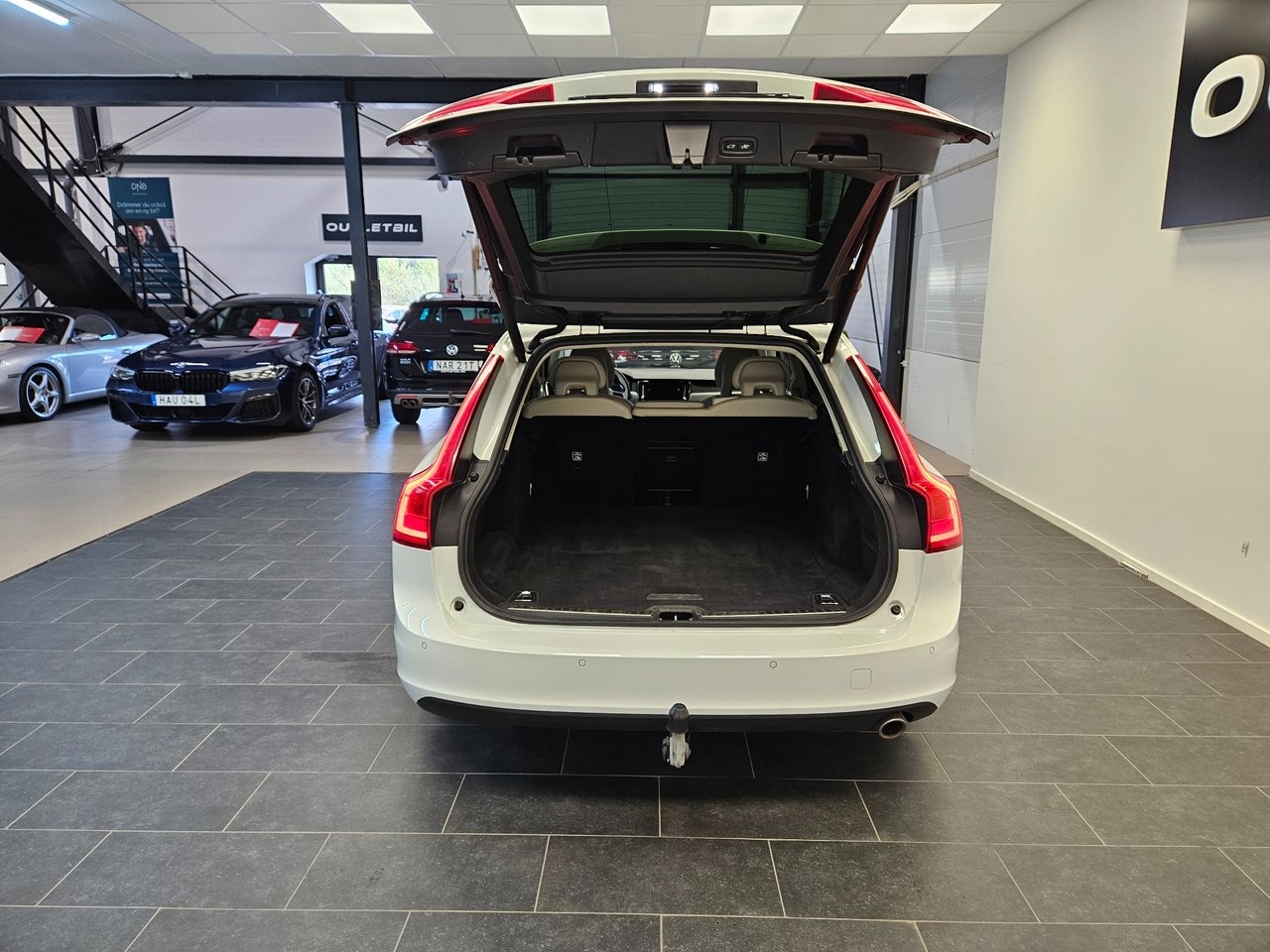 Volvo V90 D3 150hk Business Advanced 2017, bild 6/10