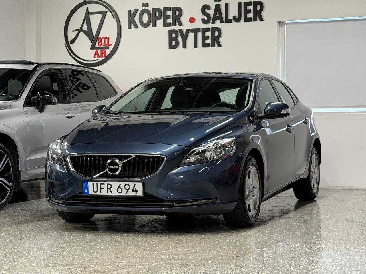 Volvo V40