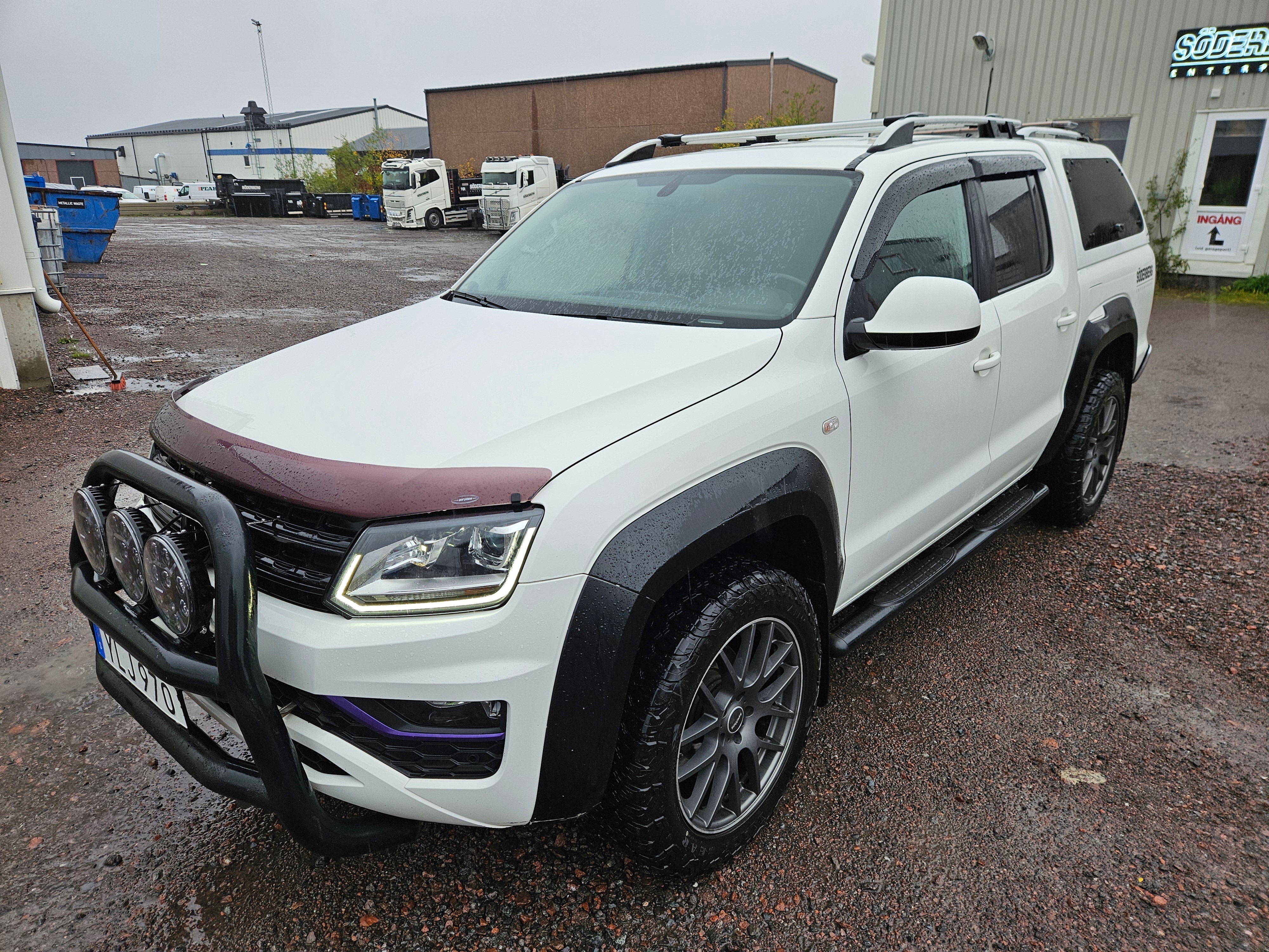 Volkswagen Amarok 3.0 V6 TDI 4Motion 2018, bild 2/9