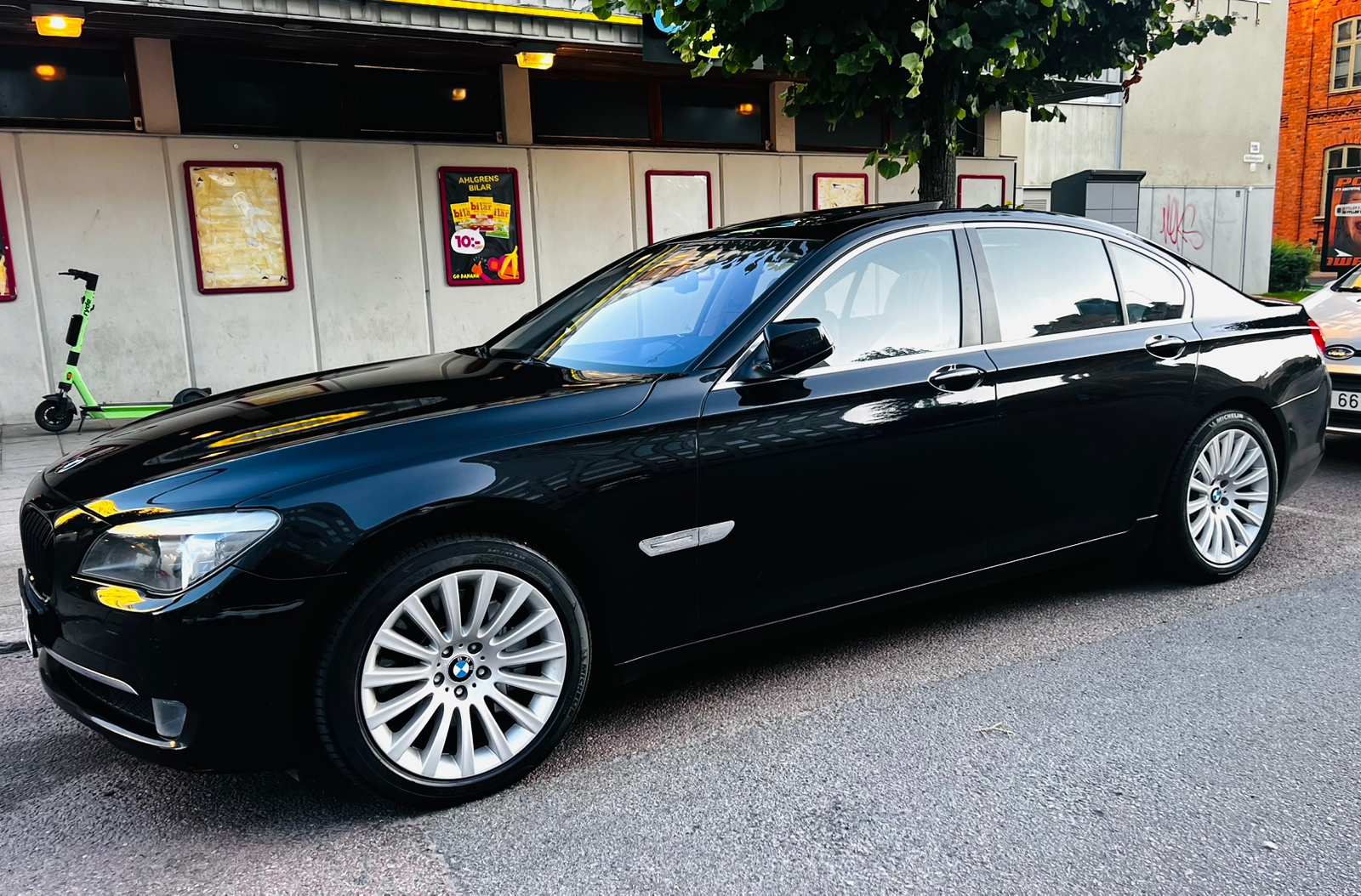 BMW 750
