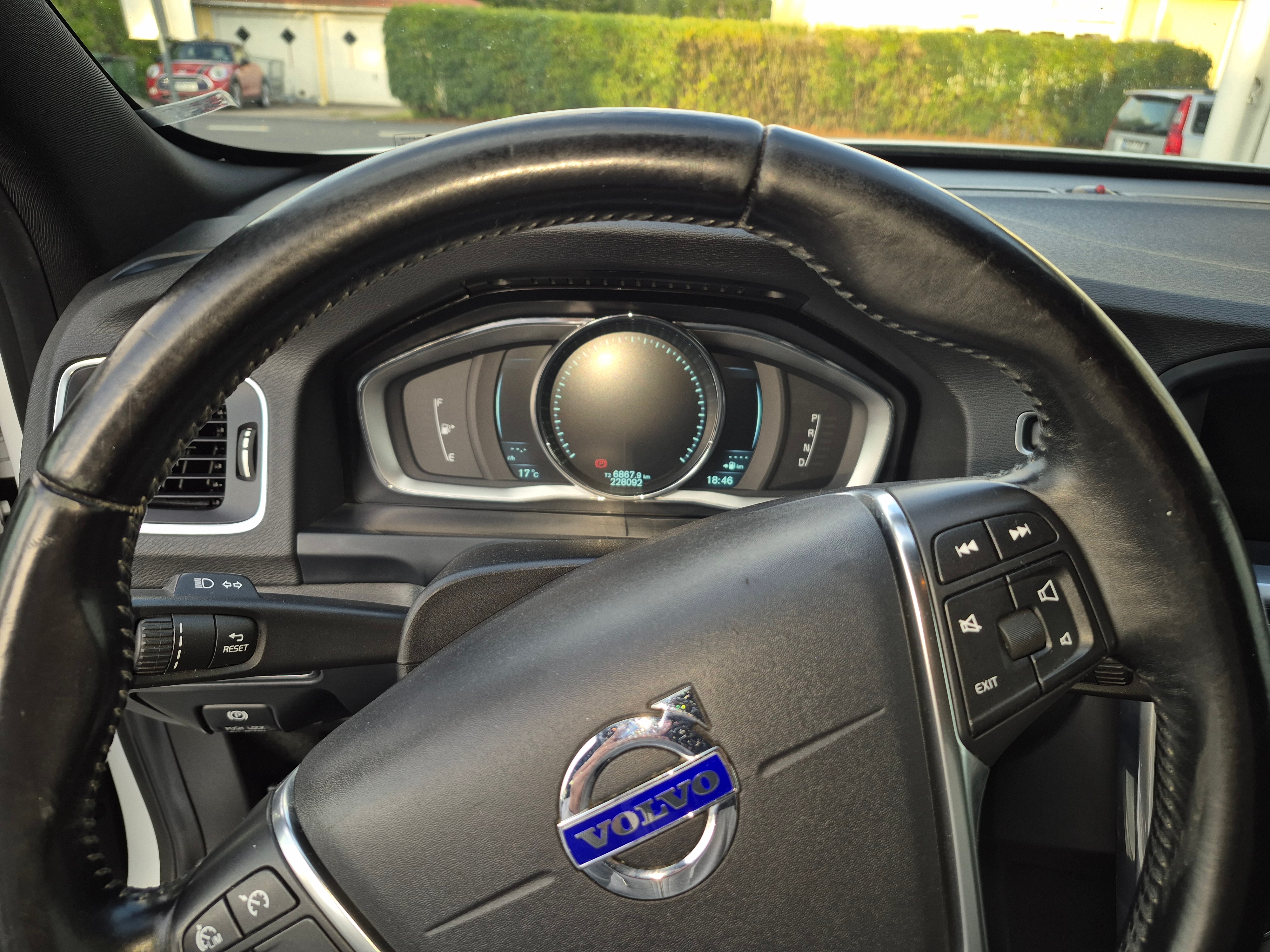 Volvo V60 D4 AWD Geartronic 2014, bild 3/6