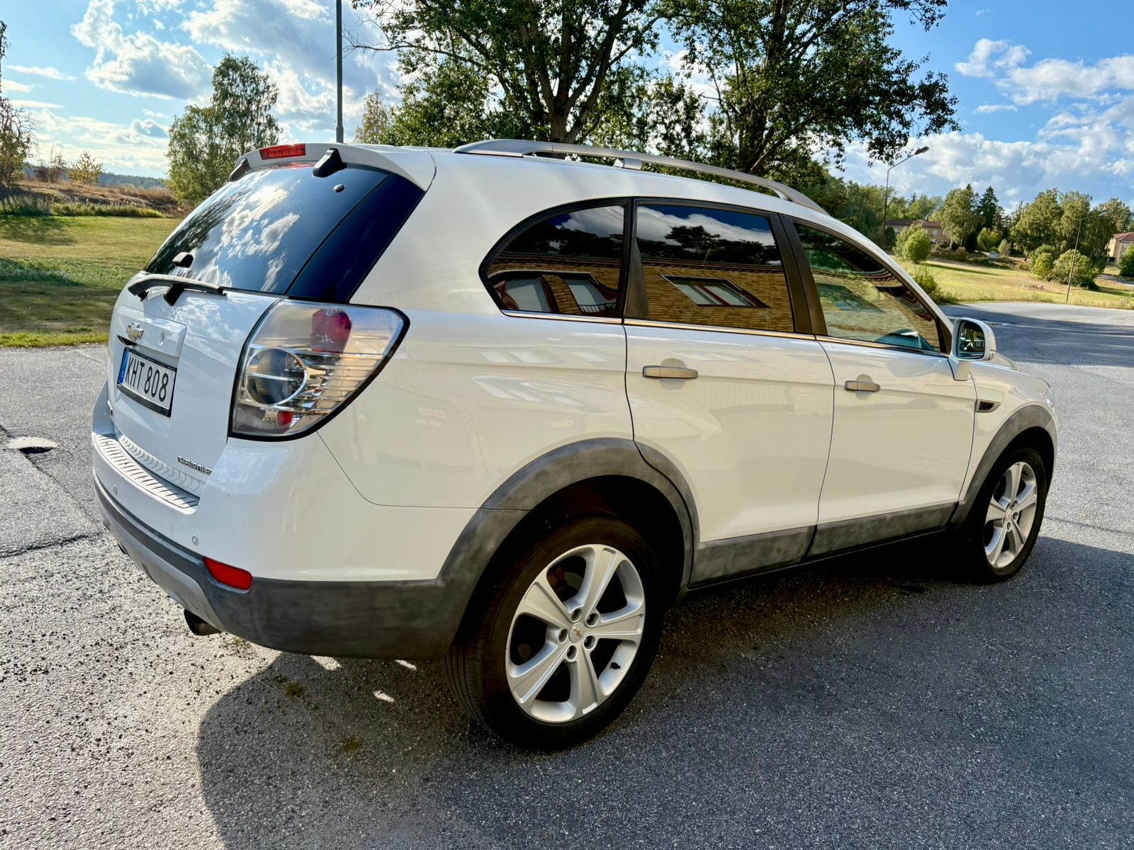 Chevrolet Captiva 2011, kuva 4/10