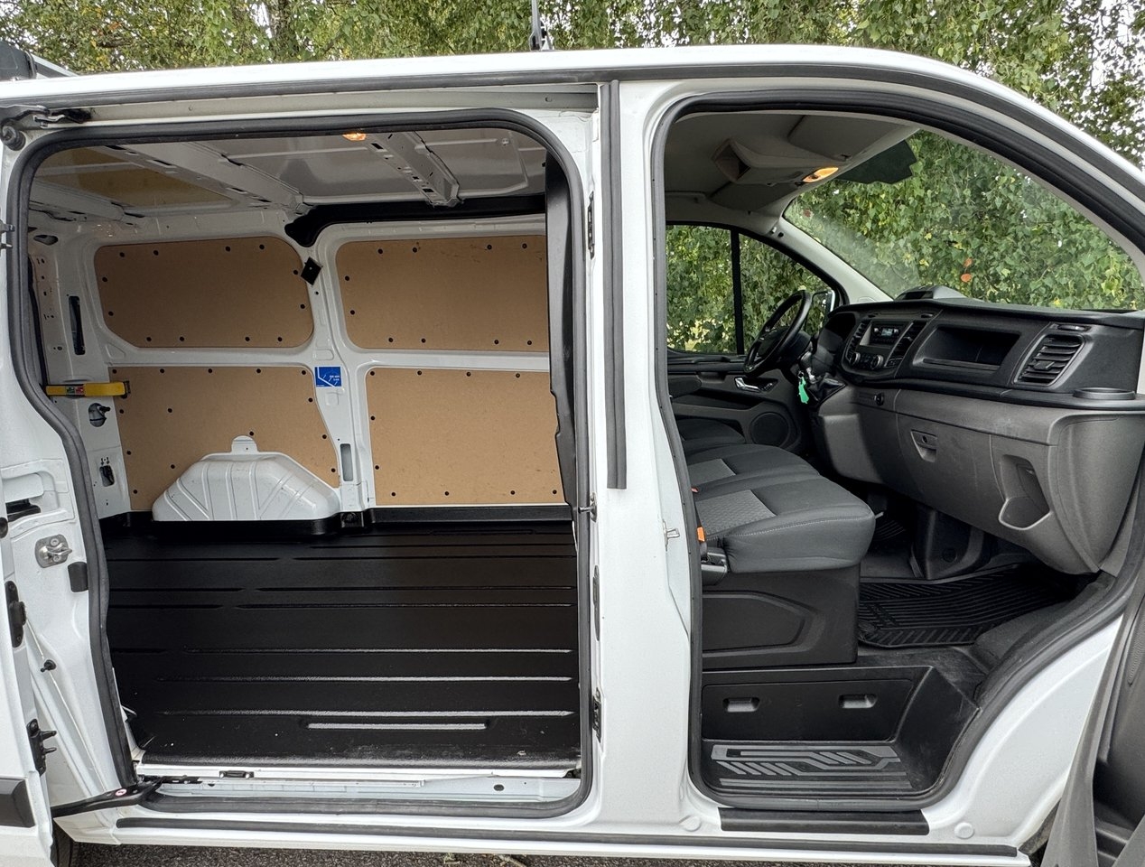 Ford Transit Custom 2022, bild 5/10