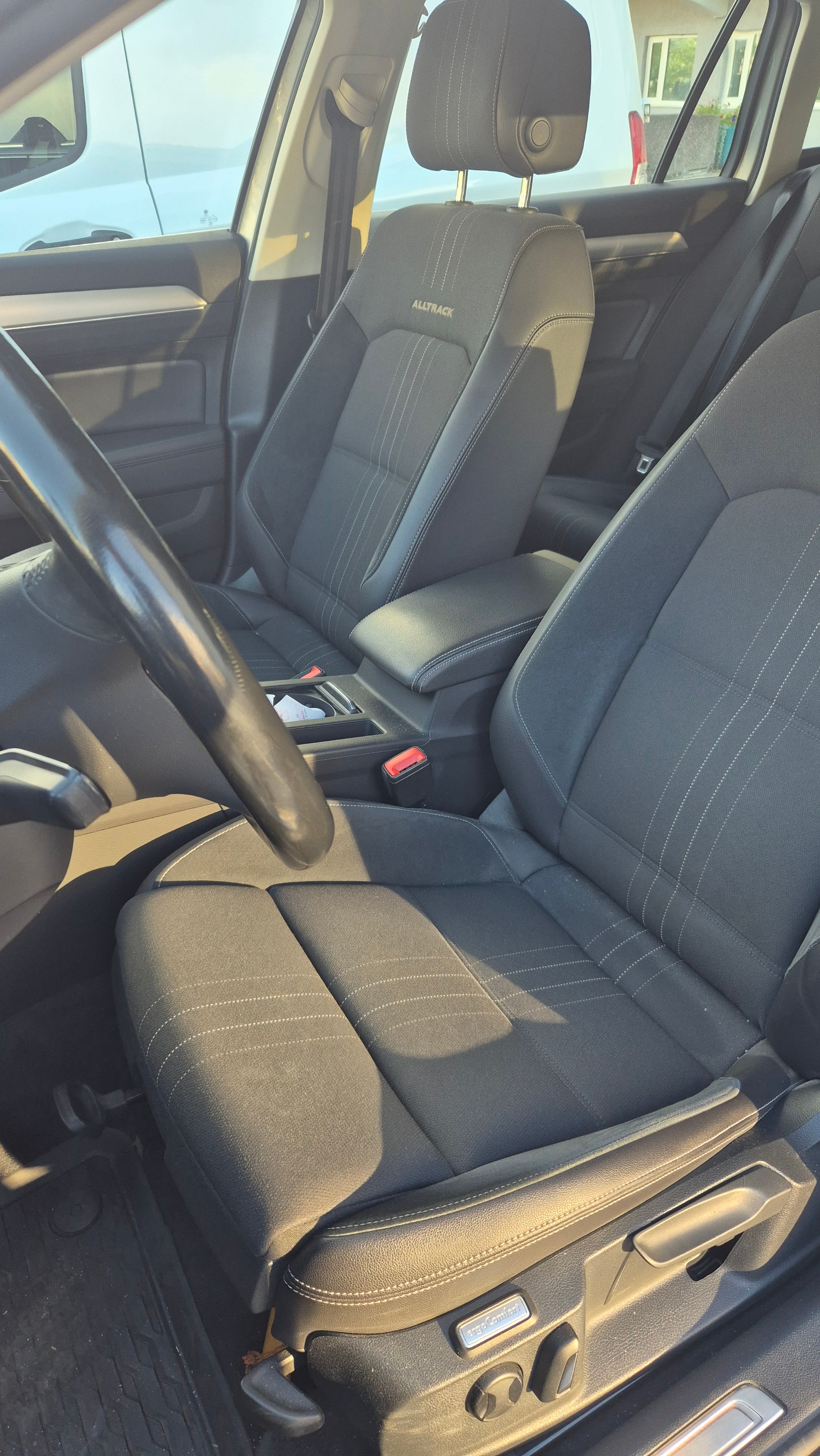 Volkswagen Passat 2016, bild 6/7