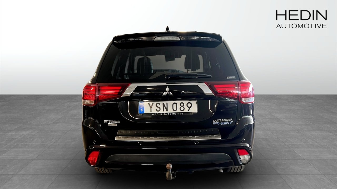 Mitsubishi Outlander 2018, bild 7/10