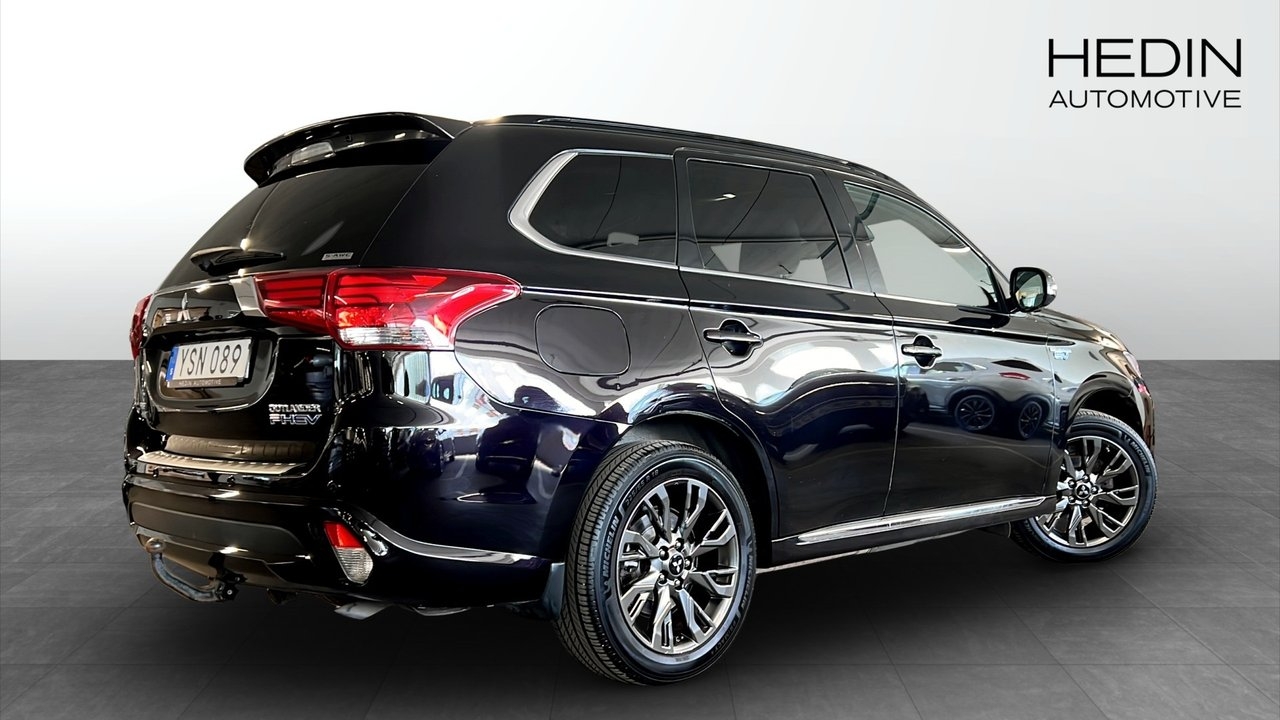 Mitsubishi Outlander 2018, bild 2/10