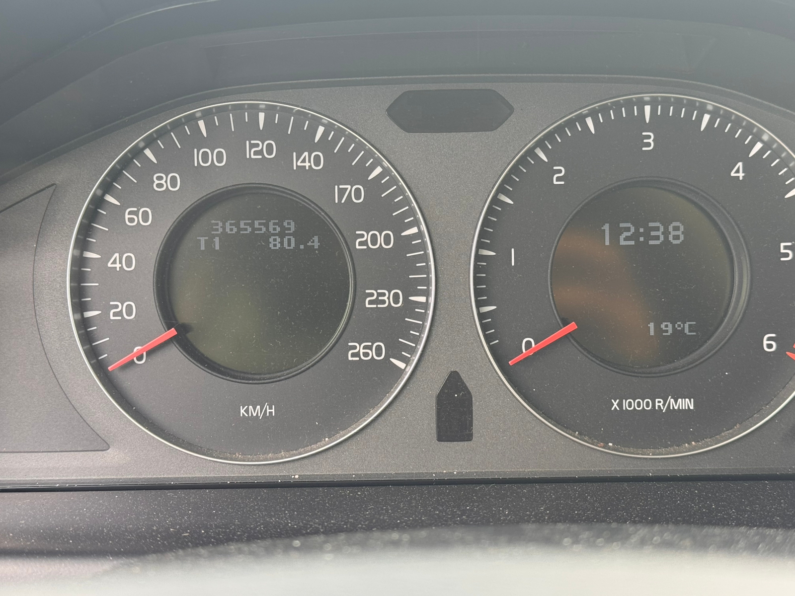 Volvo V70 2.4D Geartronic 2008, photo 6/10
