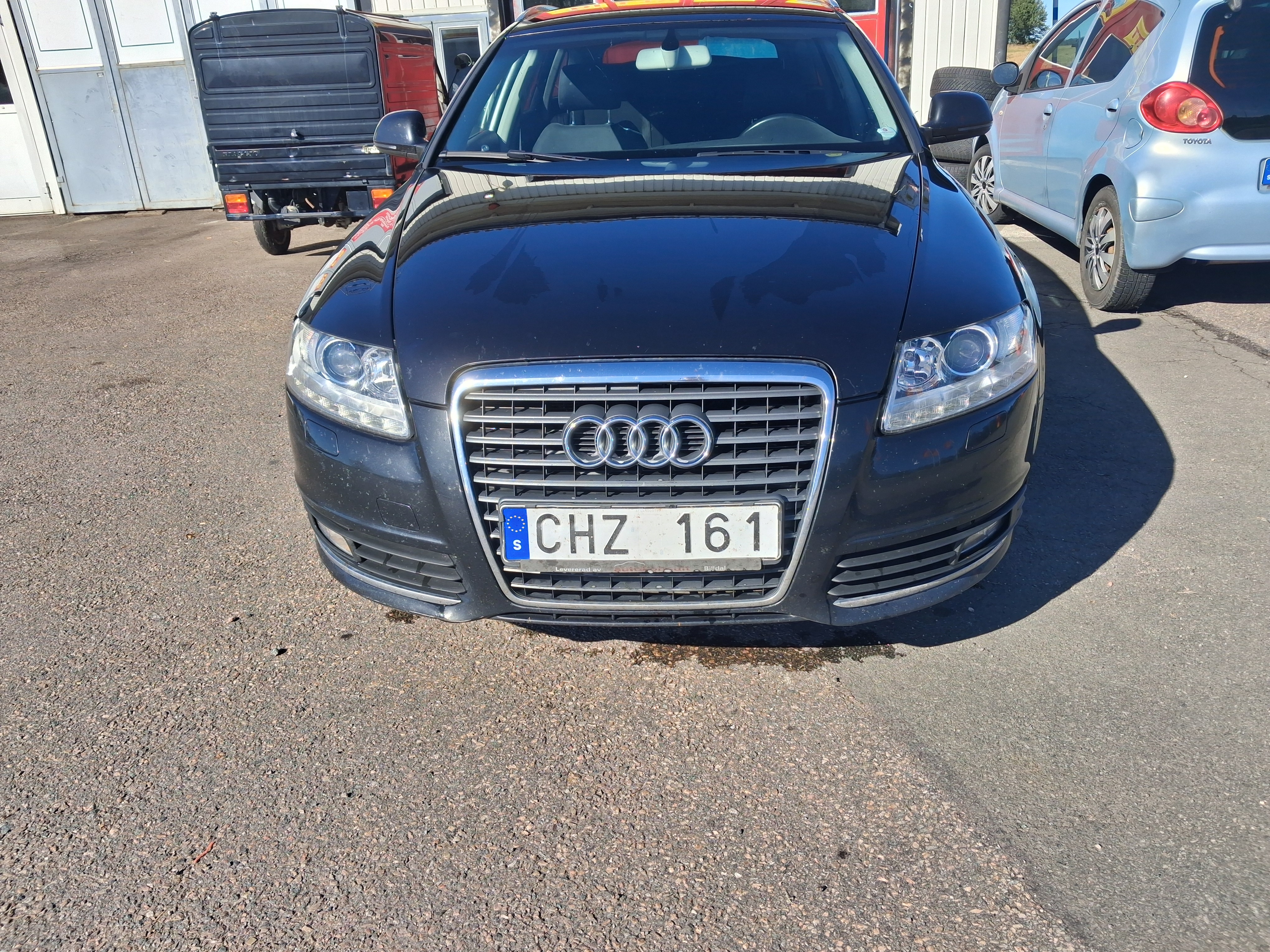 Audi A6 Avant 2.0 TDI DPF Multitronic 2010, bild 2/4