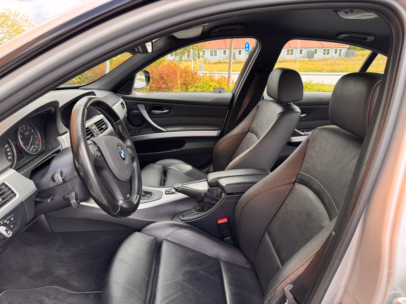 BMW 335 i xDrive Sedan Steptronic 2010, photo 5/8