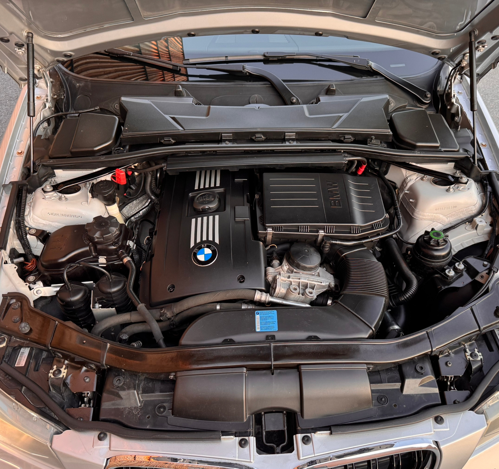 BMW 335 i xDrive Sedan Steptronic 2010, photo 7/8