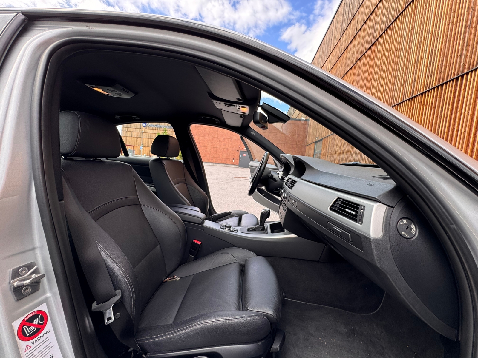 BMW 335 i xDrive Sedan Steptronic 2010, photo 6/8