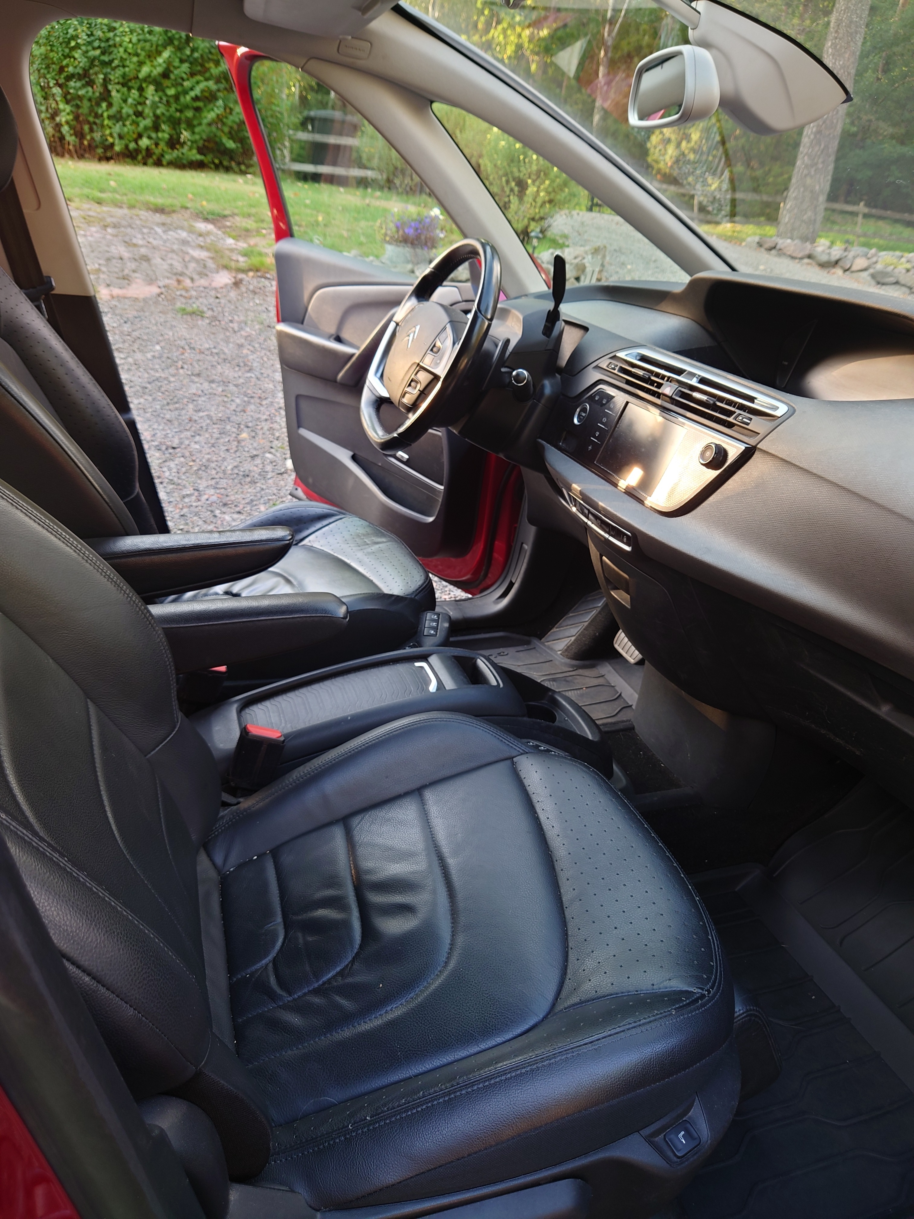 Citroen Grand C4 Picasso 2.0 HDi EAT 2014, bild 7/7