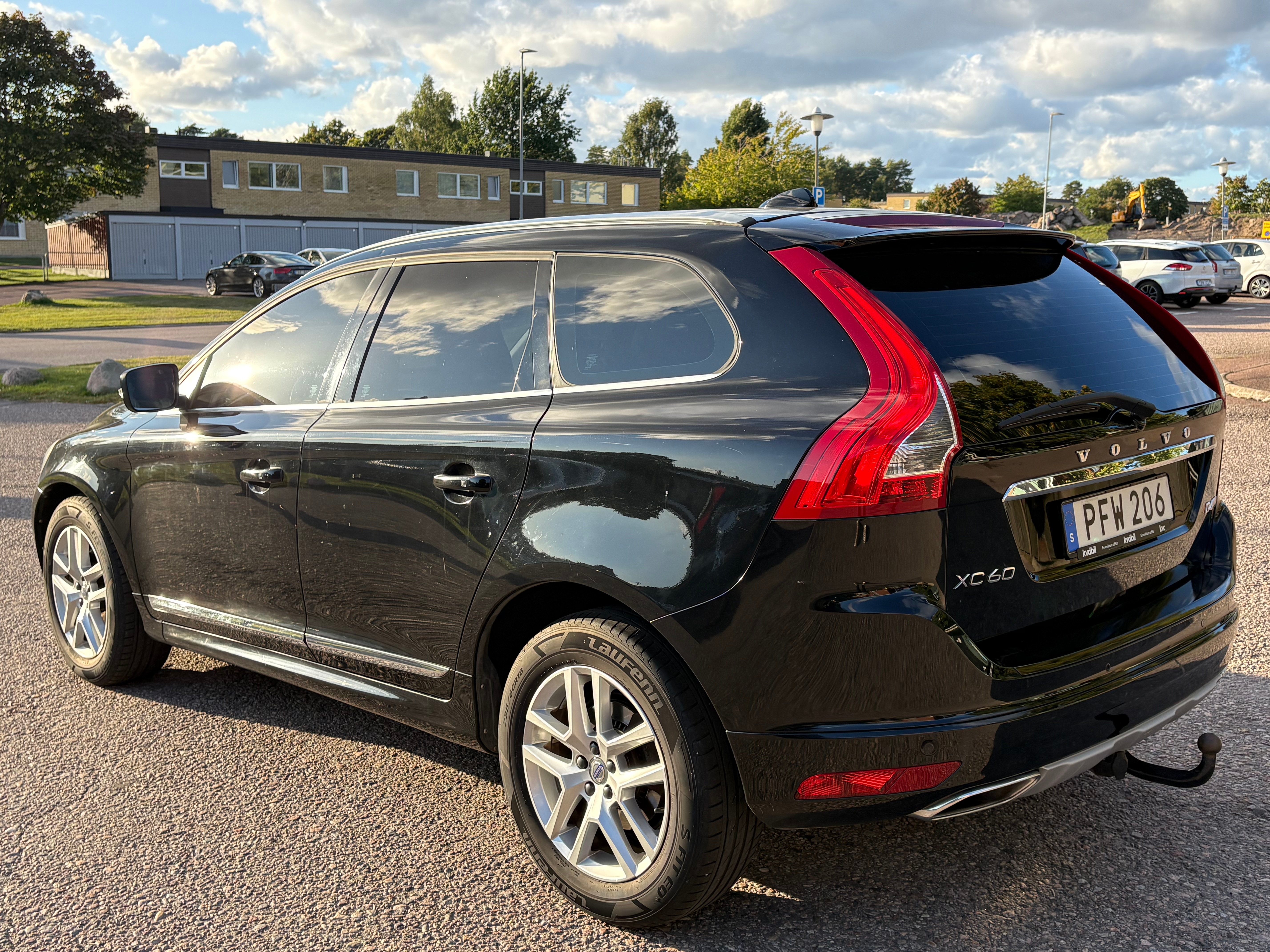 Volvo XC60 D4 AWD Geartronic 2017, bild 3/7