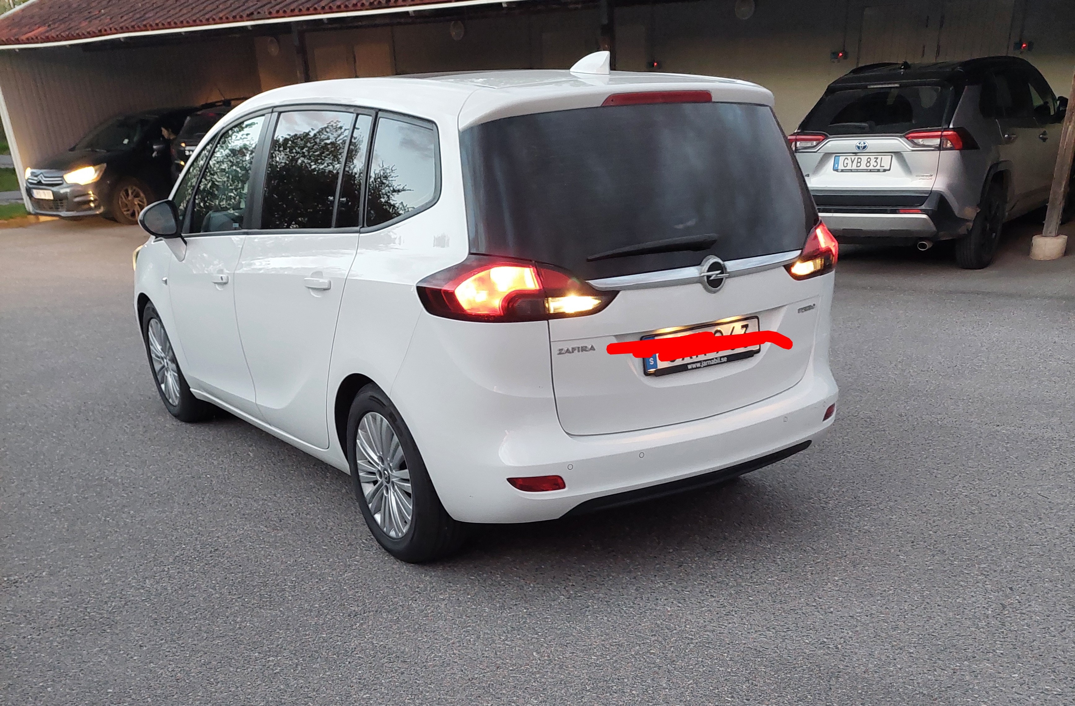 Opel Zafira Tourer 1.4 Turbo Manuell 2017, bild 3/3