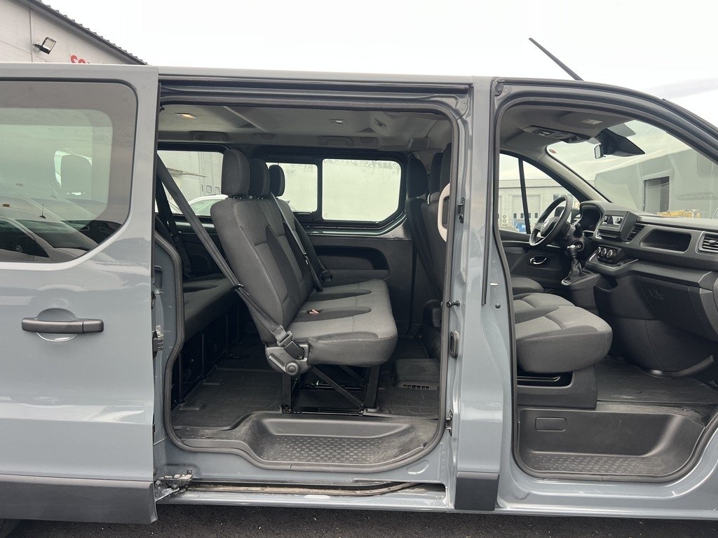 Renault Trafic Passenger L2 2.0 Blue dCi 2024, bild 6/10