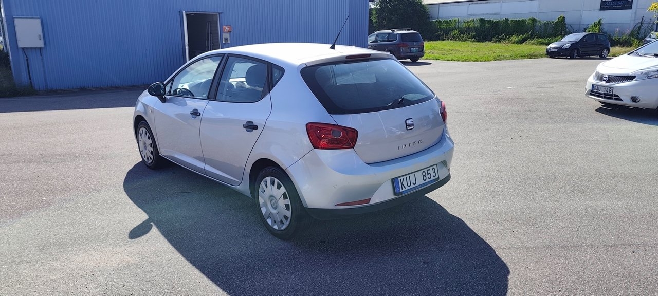 Seat Ibiza 5-dörrar 1.4 Reference 2011, bild 3/5