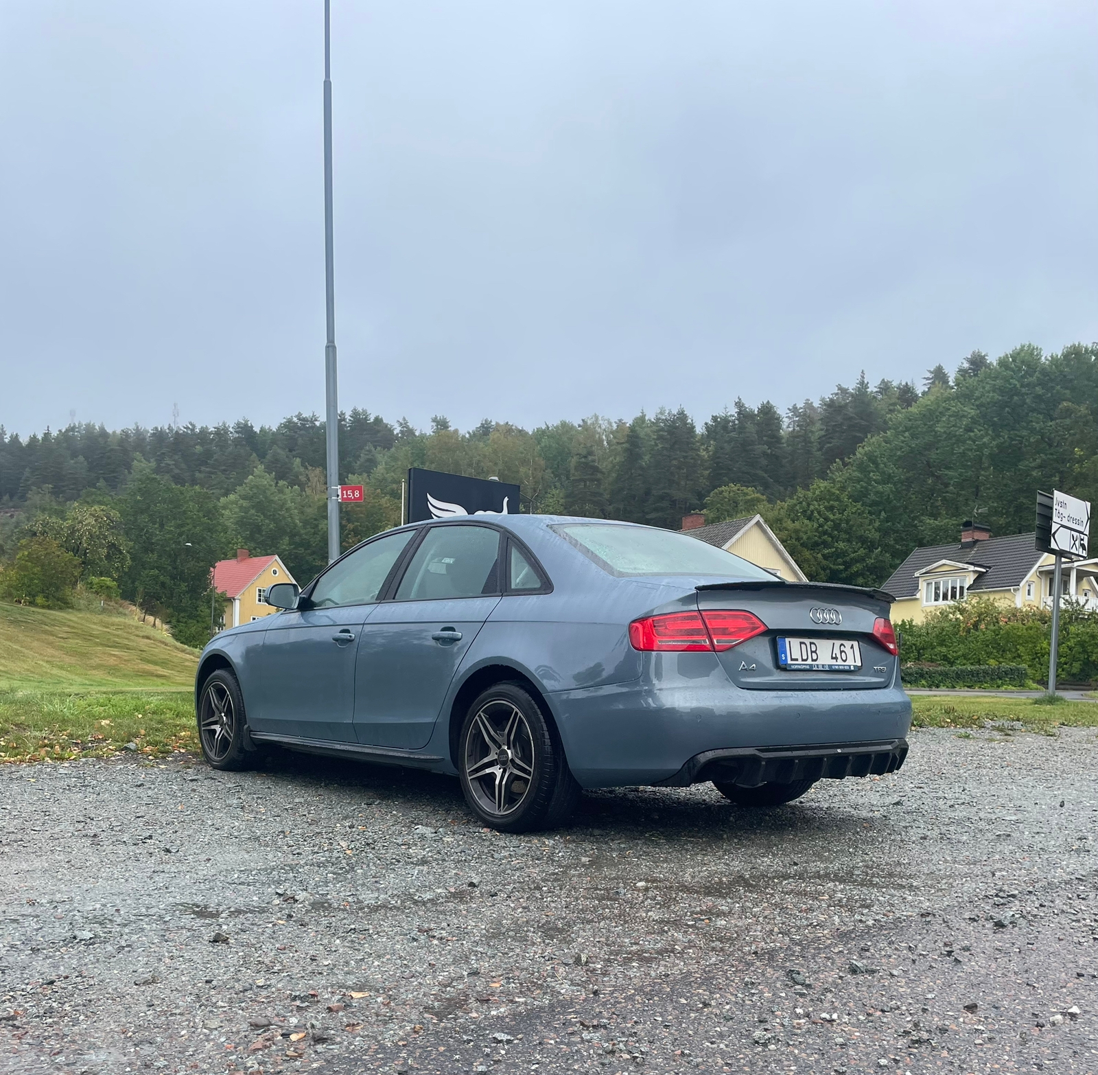 Audi A4 Sedan 1.8 TFSI Manuell 2011, bild 2/6