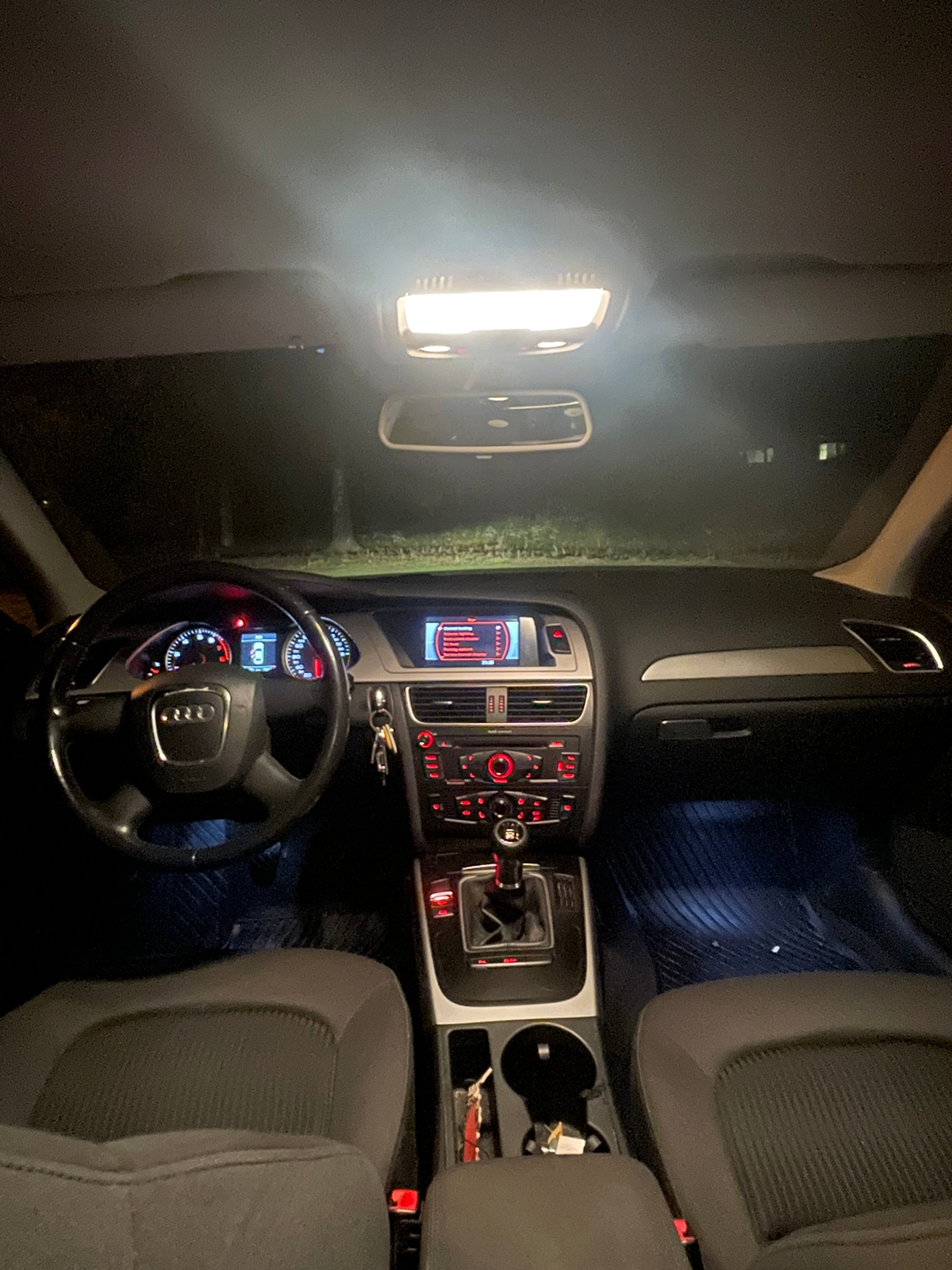 Audi A4 Sedan 1.8 TFSI Manuell 2011, bild 4/6