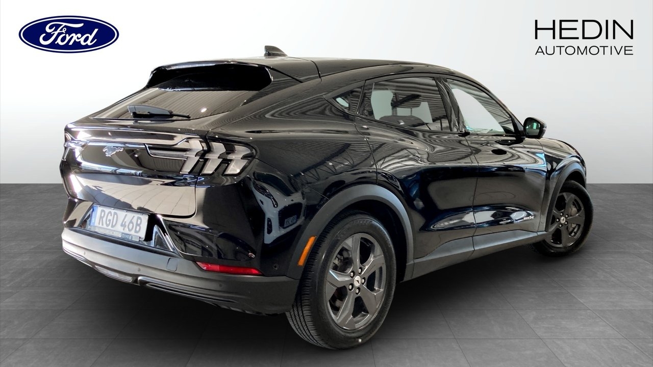 Ford Mustang Mach-E SR 269hk RWD Glastak 2021, kuva 2/9