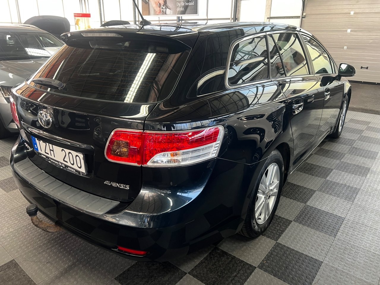 Toyota Avensis 2011, kuva 4/10