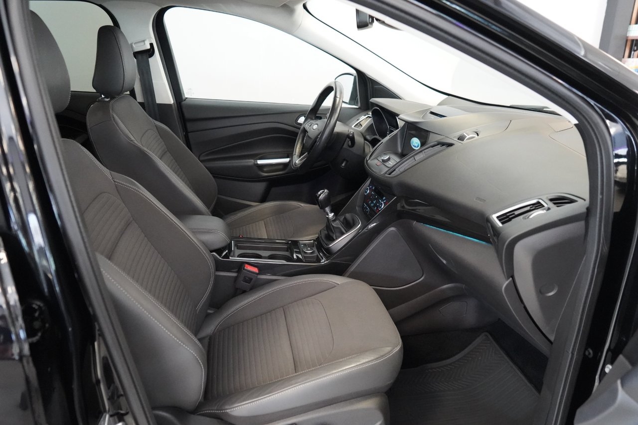 Ford Kuga 1.5 EcoBoost Titanium Euro 6 2018, photo 6/13