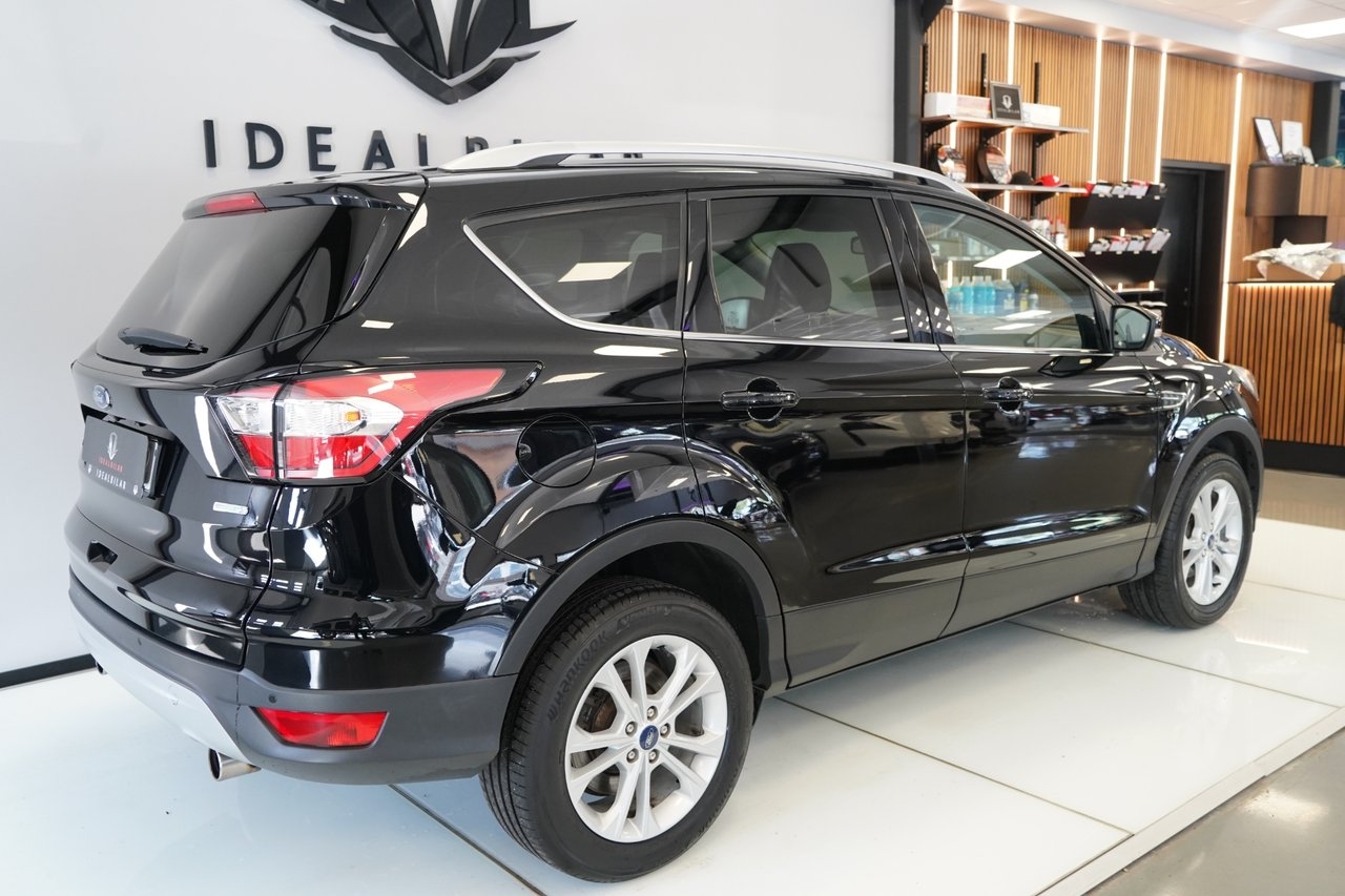 Ford Kuga 1.5 EcoBoost Titanium Euro 6 2018, photo 4/13