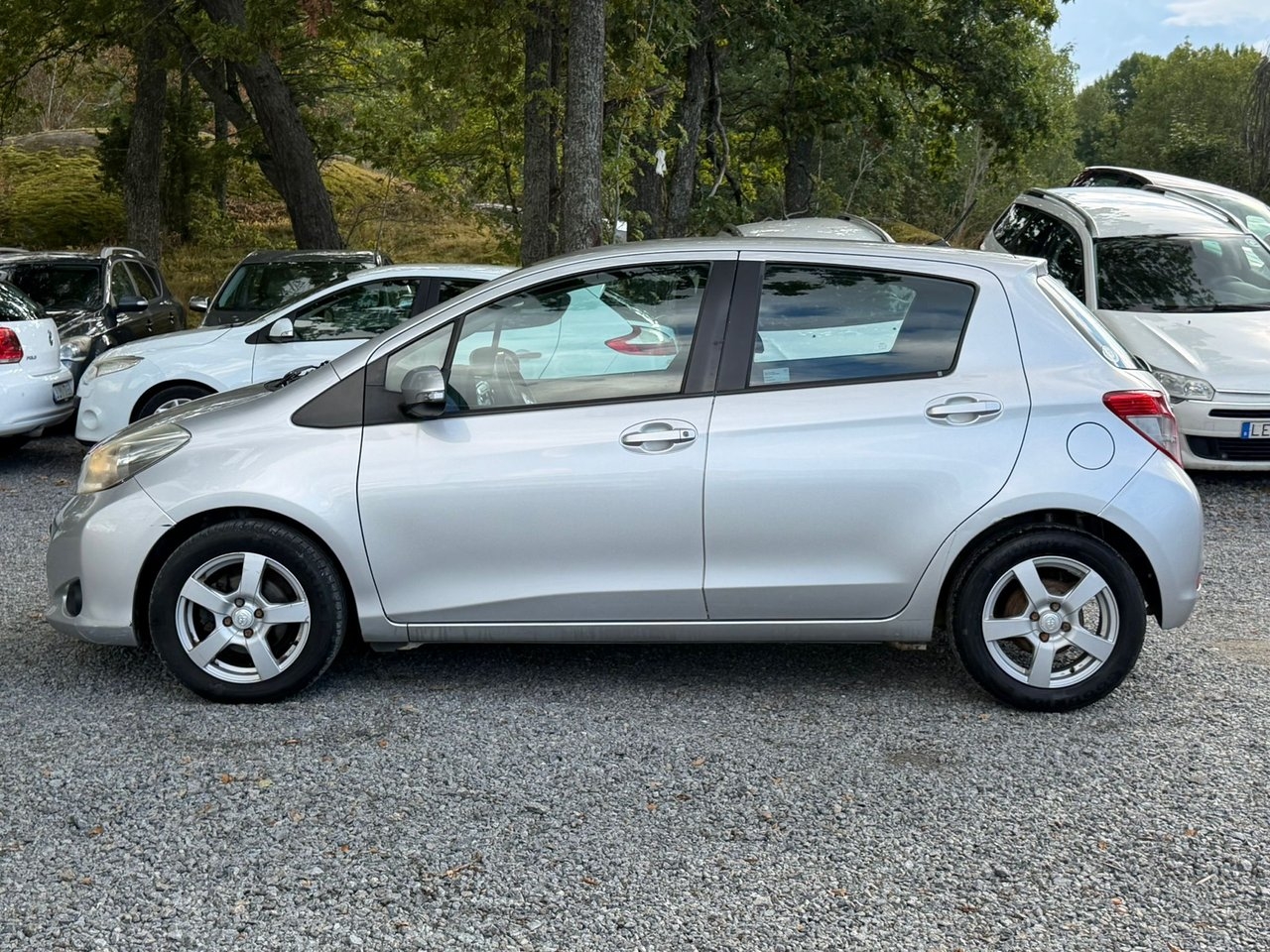 Toyota Yaris 2012, bild 5/10
