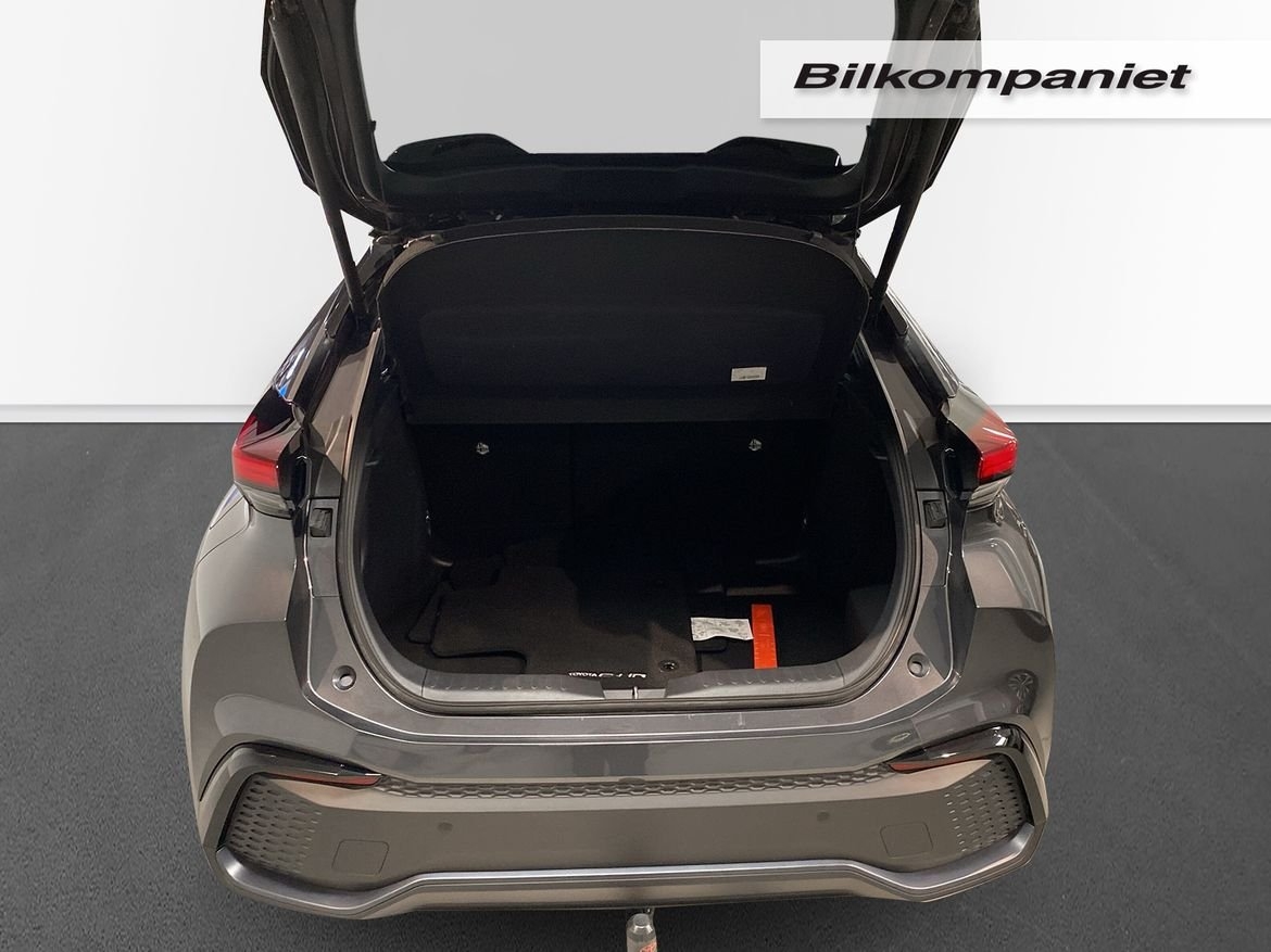 Toyota C-HR Hybrid AWD 2024, bild 6/10