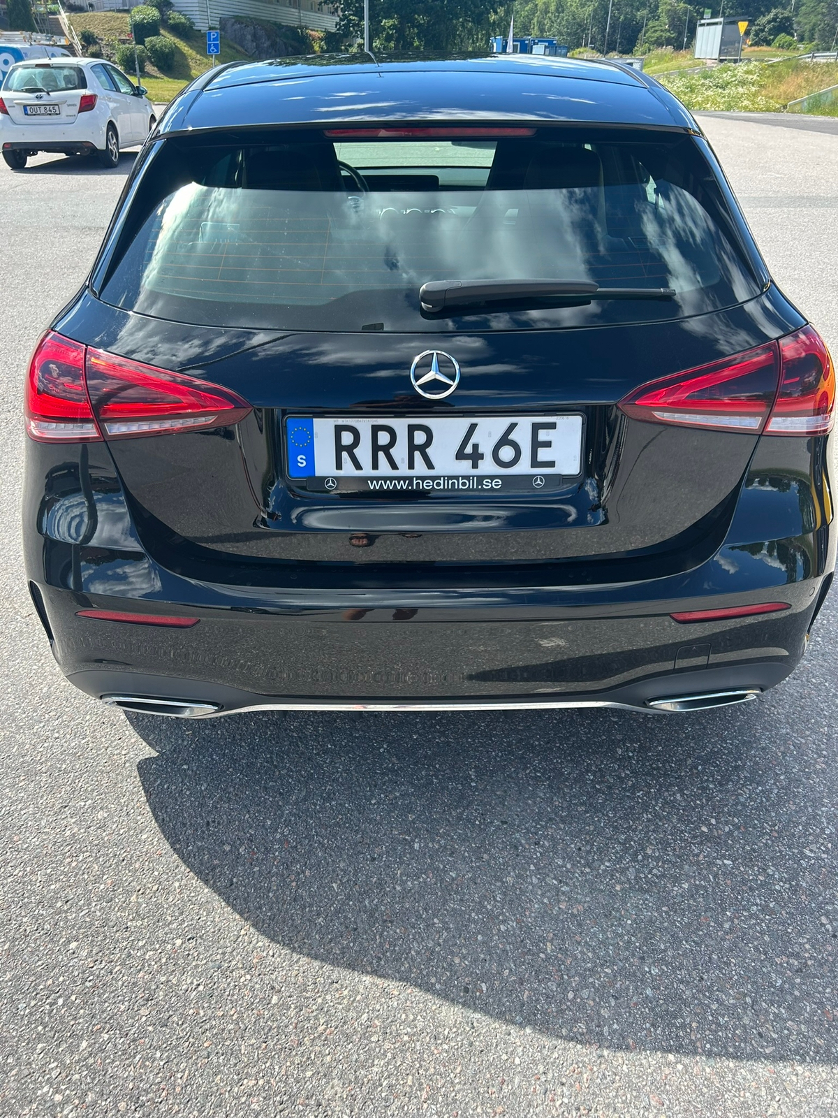 Mercedes-Benz A 180 7G-DCT 2022, photo 2/5