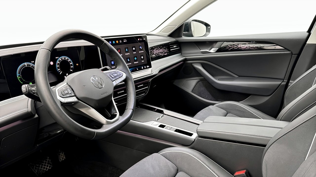 Volkswagen Passat ELEGANCE EHYBRID 272HK 2024, bild 7/10